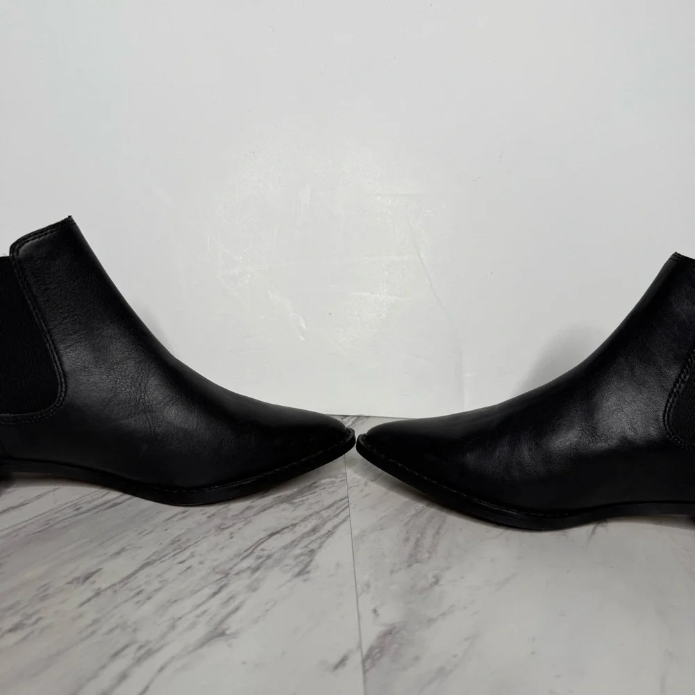 Linea Paolo Black Chelsea Bootie 6M